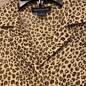 Ann Taylor size 2 crepe silk animal print blouse